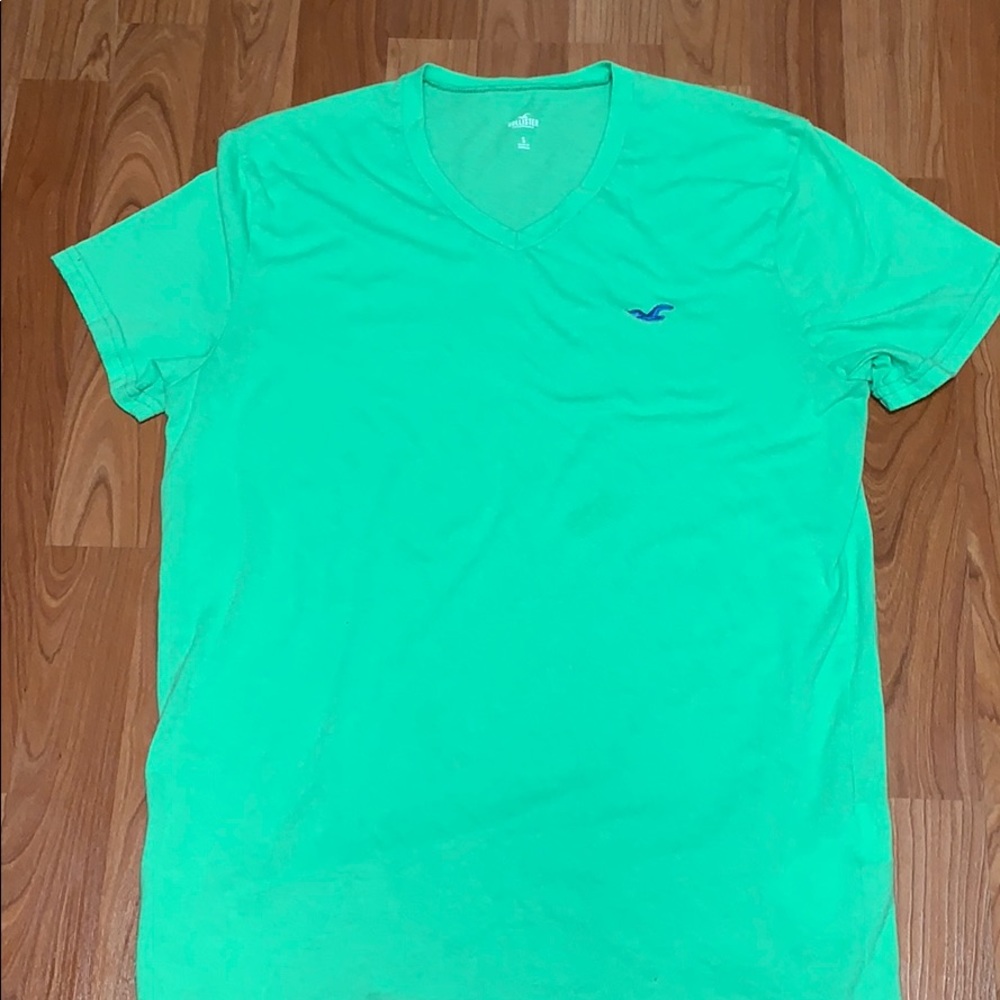 Mint colored Short sleeve v-neck t-shirt